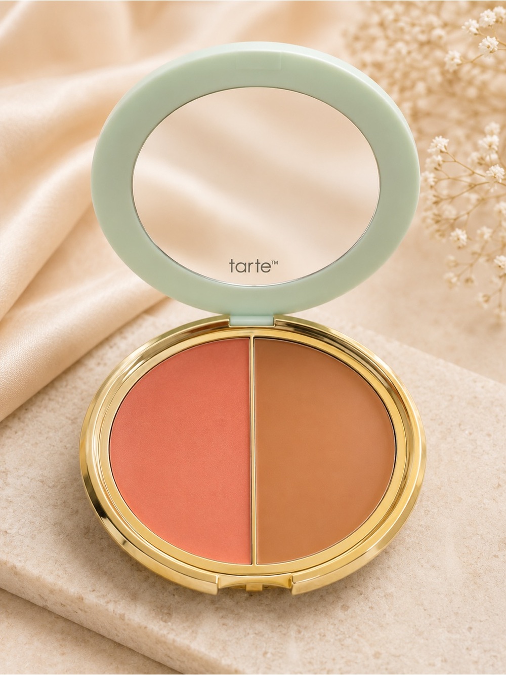 Compact (Blush & Bronzer)